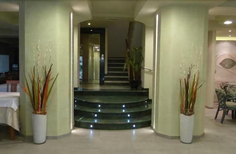 Hotel Sirio Лидо-ди-Камайоре Экстерьер фото